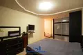 Mieszkanie 2 pokoi 77 m² Mińsk, Białoruś