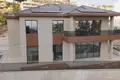 4-Schlafzimmer-Villa 412 m² Agios Tychonas, Zypern