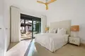 4 bedroom house 248 m² San Pedro Alcantara, Spain