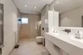Mieszkanie 3 pokoi 208 m² Marbella, Hiszpania