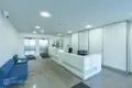 Propiedad comercial 680 m² en Riga, Letonia