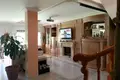 7 bedroom villa 412 m² la Pobla de Vallbona, Spain