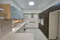 Mieszkanie 4 pokoi 210 m² w Limassol, Cypr