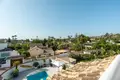 Haus 5 Schlafzimmer 350 m² San Pedro Alcantara, Spanien