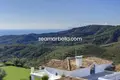 5 bedroom villa  Benahavis, Spain