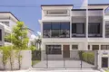 Townhouse 2 bedrooms 192 m² Choeng Thale, Thailand