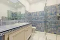 4 bedroom house 383 m² Marbella, Spain