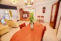 Mieszkanie 3 pokoi 134 m² Torrevieja, Hiszpania