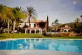 House 2 000 m² Alicante, Spain