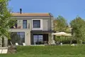 Villa de 2 dormitorios 198 m² Umag, Croacia