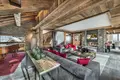 Chalet 6 bedrooms  in Les Allues, France