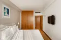 Mieszkanie 2 pokoi 105 m² Alvalade, Portugalia
