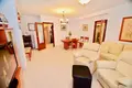 Mieszkanie 3 pokoi 134 m² Torrevieja, Hiszpania