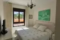 Mieszkanie 4 pokoi 147 m² Estepona, Hiszpania