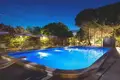 Hotel 800 m² Lecce, Italien