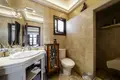 Mieszkanie 3 pokoi 275 m² Marbella, Hiszpania