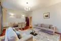 3 bedroom apartment 105 m² in London, United Kingdom