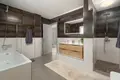 Dom 3 pokoi 260 m² Dos Hermanas, Hiszpania