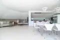 Wohnung 3 Schlafzimmer 227 m² Dos Hermanas, Spanien