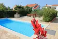 Villa 660 m² Opcina Dezanovac, Kroatien