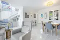 3 bedroom house 184 m² Dos Hermanas, Spain