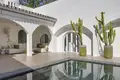 5 bedroom house 484 m² San Pedro Alcantara, Spain