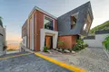 4 bedroom Villa 300 m² Muratpasa, Turkey
