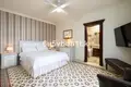 5 bedroom house 259 m² Dos Hermanas, Spain