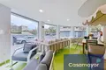 Commercial property 715 m² in Alicante, Spain