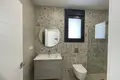 Villa de tres dormitorios 282 m² Urbanizacion Dona Pepa, Španjolska