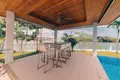 villa de 5 chambres 550 m² Chalong, Thaïlande