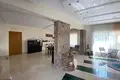 villa de 5 chambres 900 m² Mouttagiaka, Chypre