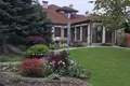 Maison 4 chambres 300 m² Malodolynske, Ukraine