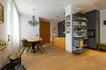 Mieszkanie 3 pokoi 89 m² Ryga, Łotwa
