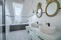 Дом 5 комнат 240 м² в Варшаве, Польша