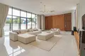 Villa de 7 dormitorios 2 404 m² Sangkat Prek Aeng, Camboya