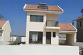 Инвестиционная 1 387 м² Перволия, Кипр