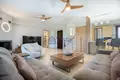 Многоуровневые квартиры 3 спальни 124 м² Неа-Фокея, Греция