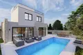 Mieszkanie 5 pokojów 278 m² Chloraka, Cypr