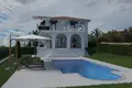 3-Schlafzimmer-Villa 384 m² Umag, Kroatien