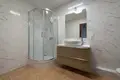 Mieszkanie 4 pokoi 196 m² Warszawa, Polska