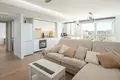 Mieszkanie 2 pokoi 69 m² Alicante, Hiszpania
