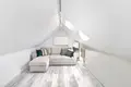 Apartment 91 m² in Komorniki, Poland