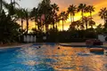 Mieszkanie 2 pokoi 85 m² Marbella, Hiszpania