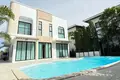 Вилла 3 комнаты 373 м² Си Сунтон, Таиланд