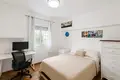 4 bedroom house 250 m² Dos Hermanas, Spain