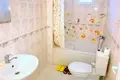 Mieszkanie 2 pokoi 80 m² Karavas, Cypr Północny