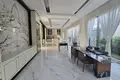 Villa 7 chambres 1 102 m² en Sangkat Prek Kampeus, Cambodge