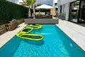 4-Schlafzimmer-Villa 333 m² Finestrat, Spanien