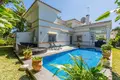 Вилла 3 спальни 346 м² Artola, Испания